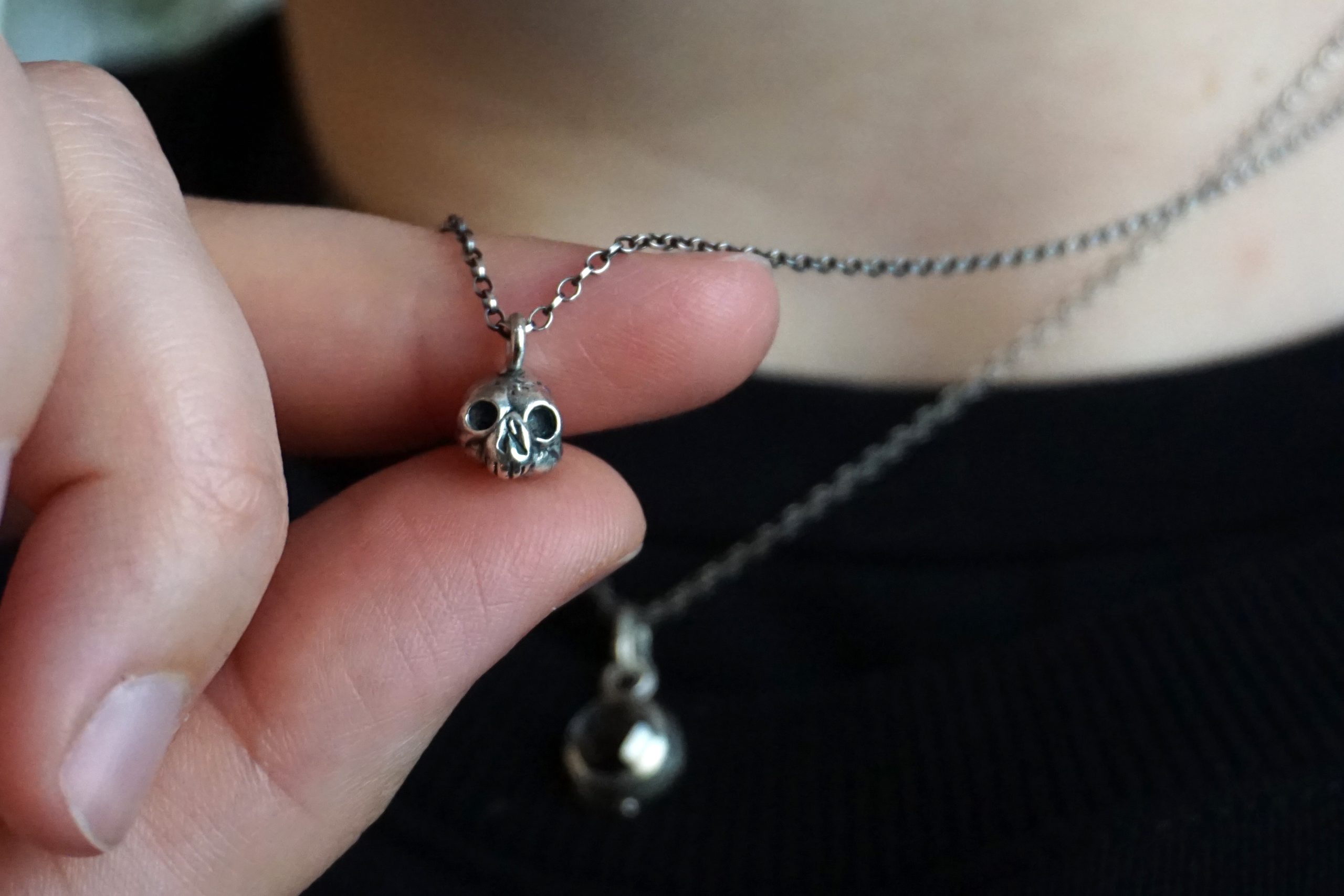 "memento mori" miniature skull - pendant (made to order) - Image 3