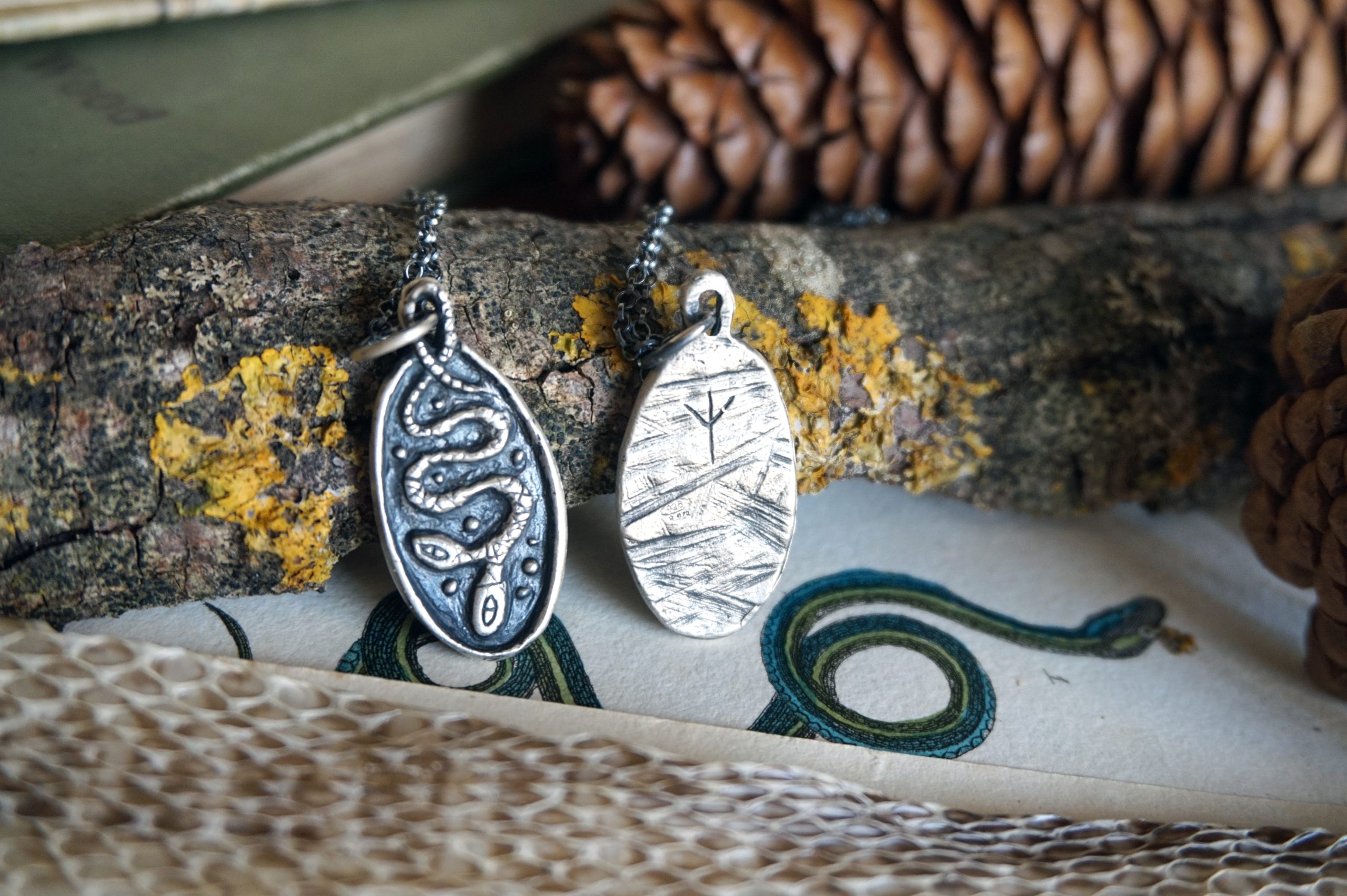 Rustic medal with two-headed snake - pendant (made to order) - Image 10