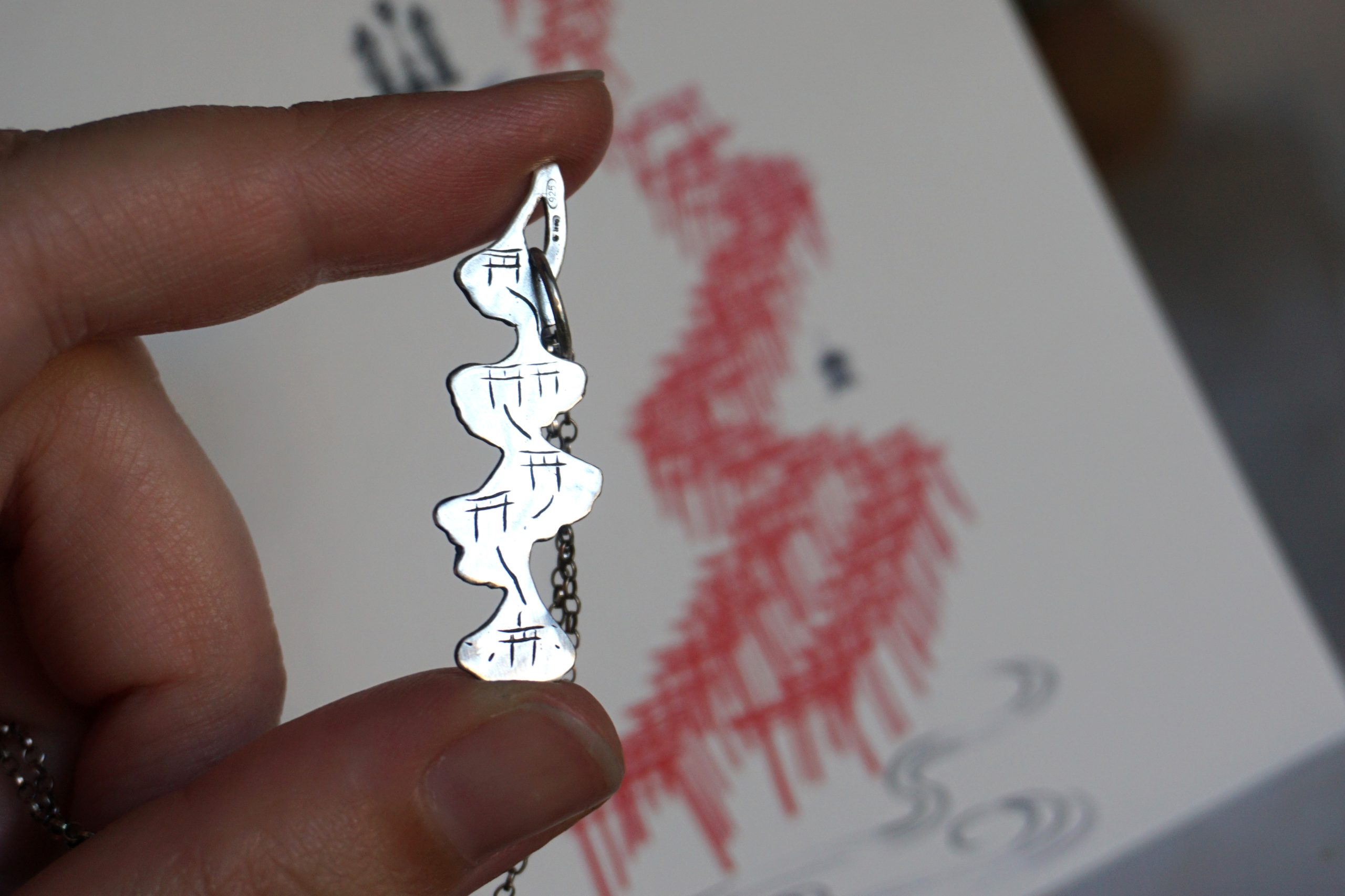 "Ginkgo path", torii engravings on the back - pendant - Image 6