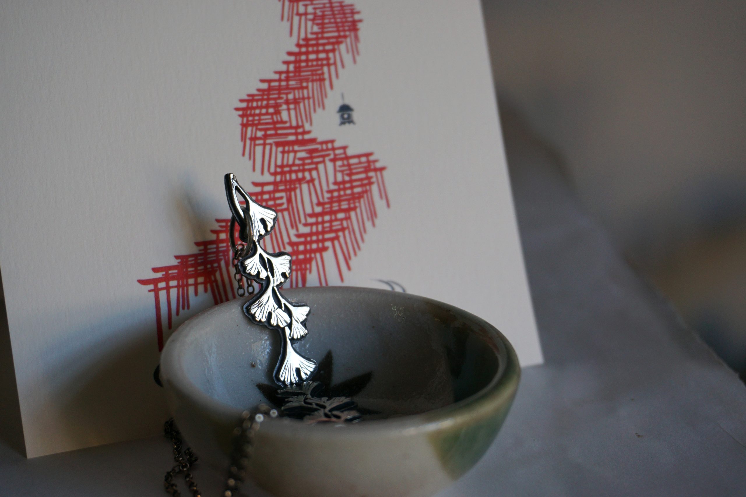 "Ginkgo path", torii engravings on the back - pendant - Image 9
