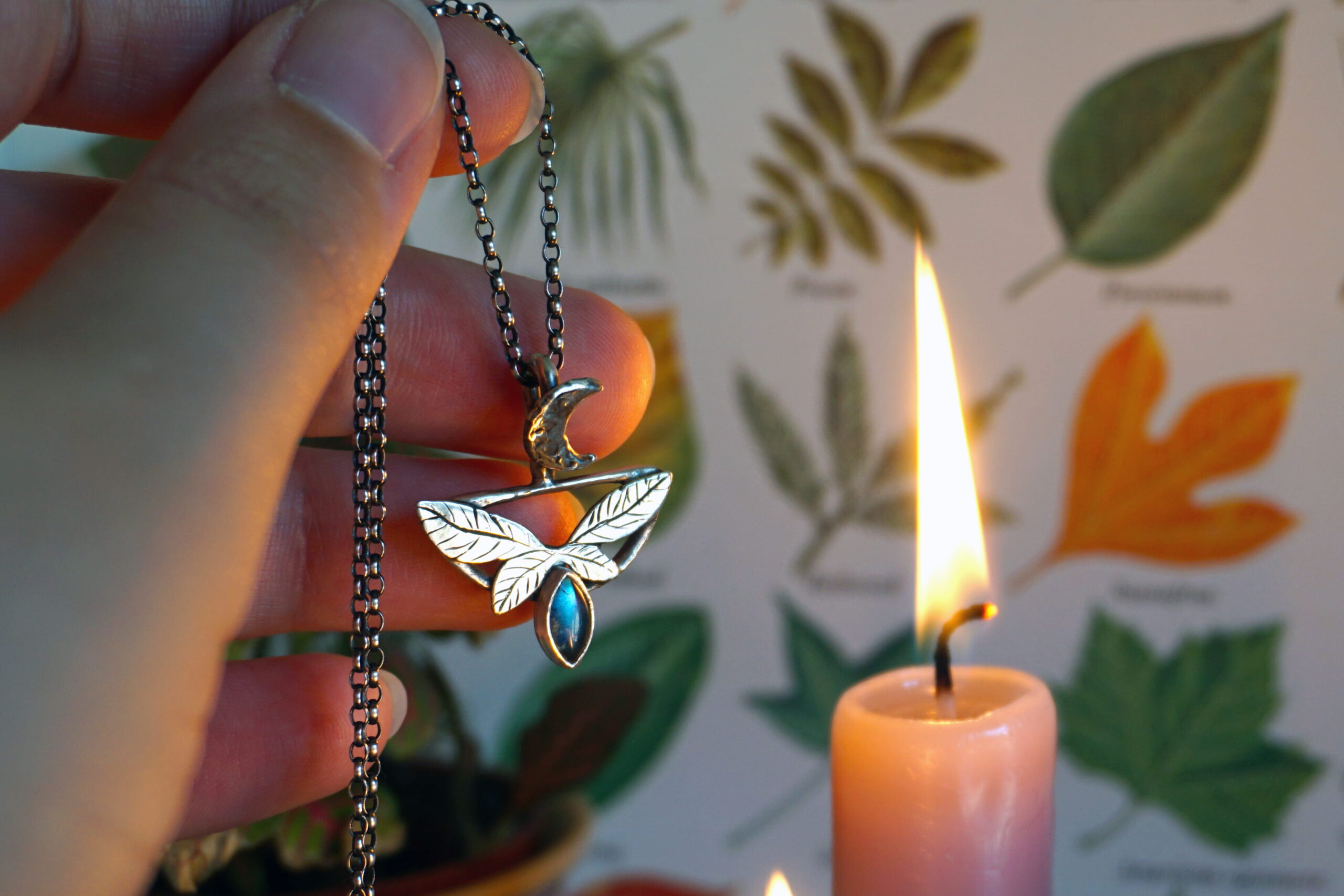 "Sylph" fata dell'aria, con labradorite - ciondolo (pezzo unico) - immagine 2