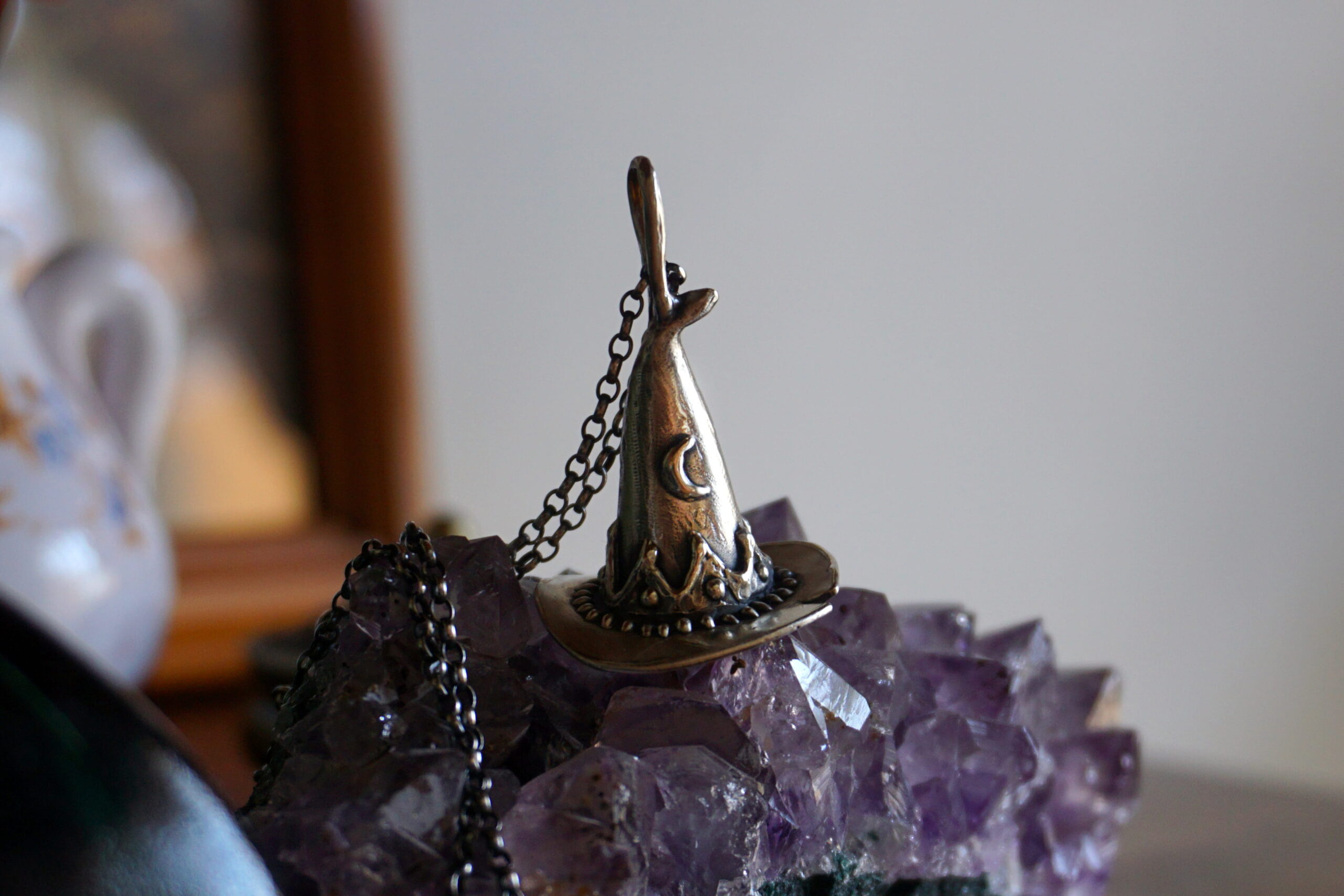Cappello di strega n.8, moonstone - ciondolo (pezzo unico) - immagine 4